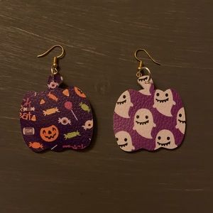 Women’s light weight faux leather Halloween print double sided dangle earrings